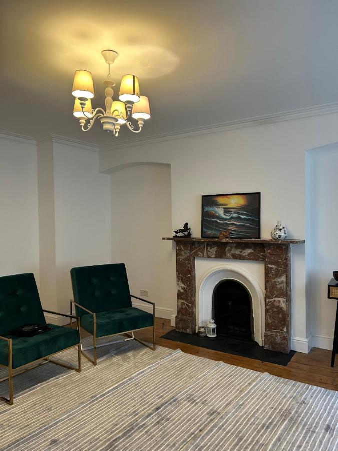 West Kensington Apartment ลอนดอน ภายนอก รูปภาพ
