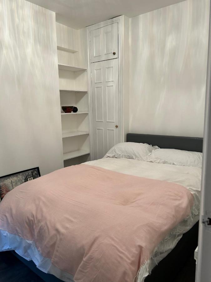 West Kensington Apartment ลอนดอน ภายนอก รูปภาพ